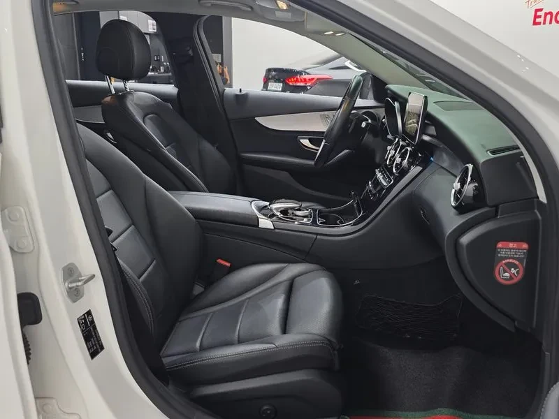 Mercedes-Benz C 200 САМО 30% АВАНС, снимка 11 - Автомобили и джипове - 56064964