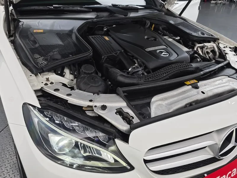 Mercedes-Benz C 200 САМО 30% АВАНС, снимка 6 - Автомобили и джипове - 56064964