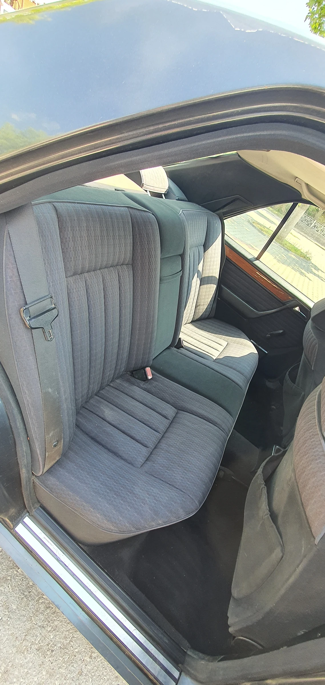 Mercedes-Benz E 200 124 - изображение 6