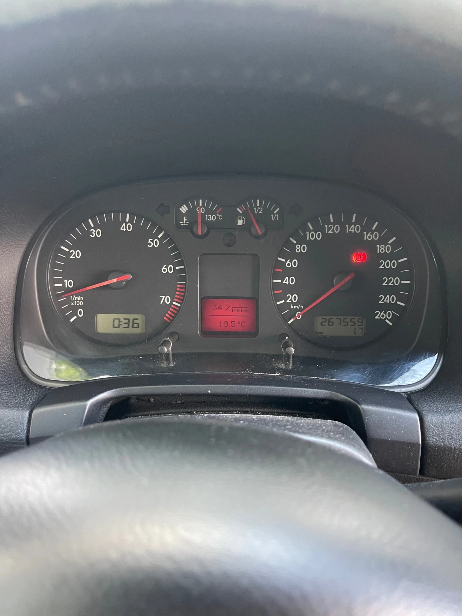 VW Golf  - изображение 9