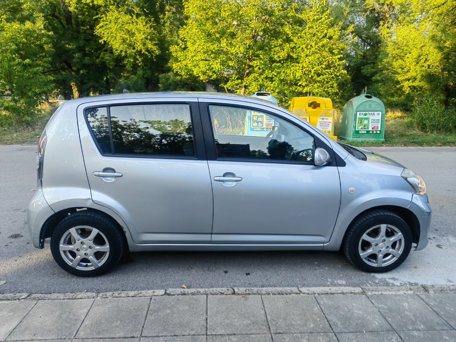 Daihatsu Sirion 1.0i LPG - изображение 8