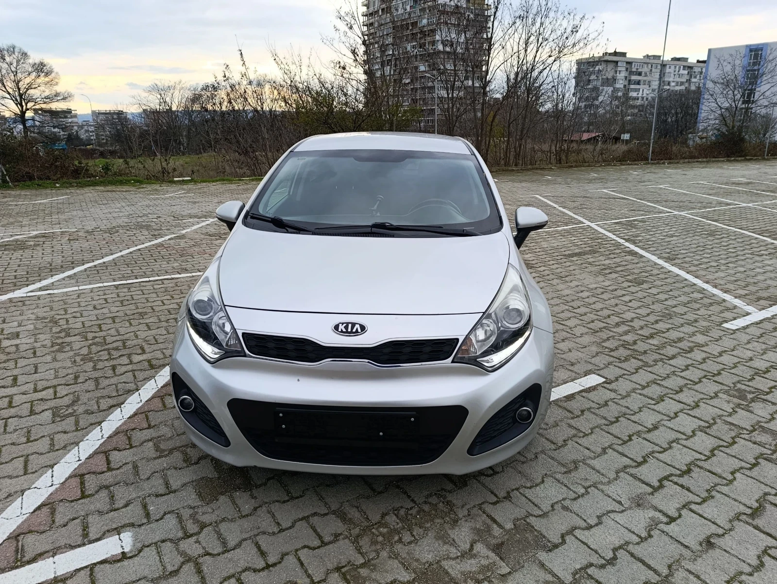 Kia Rio 1.4 16V CRDI FACE LED - изображение 7