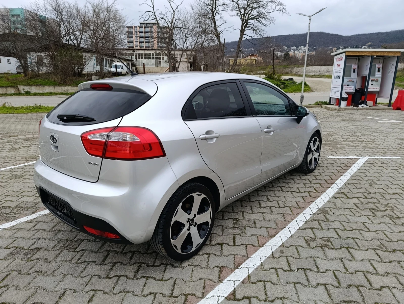 Kia Rio 1.4 16V CRDI FACE LED - изображение 6