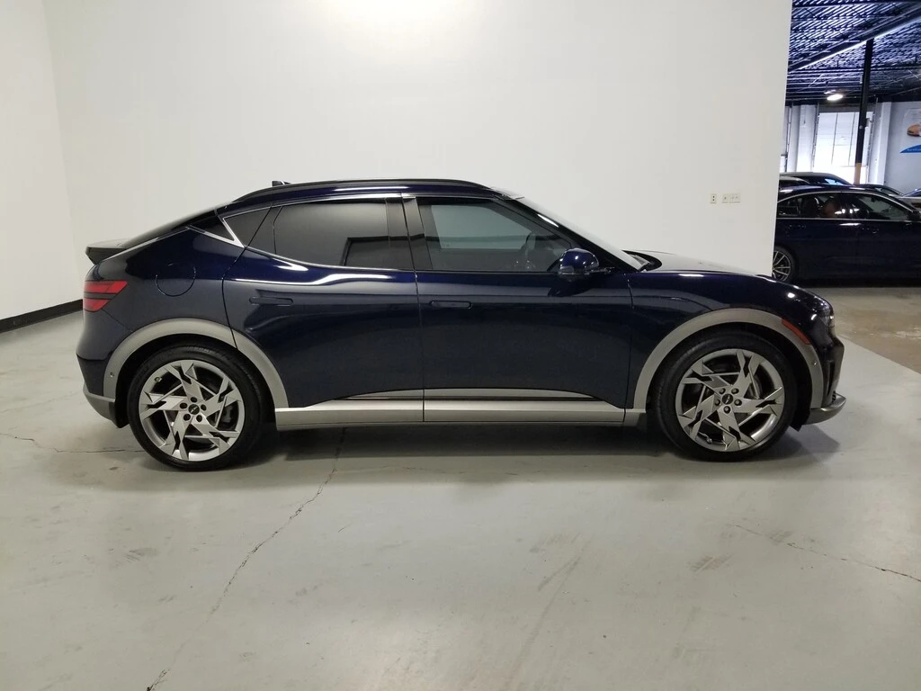 Genesis GV60 Performance w/Navy Interior AWD - изображение 6