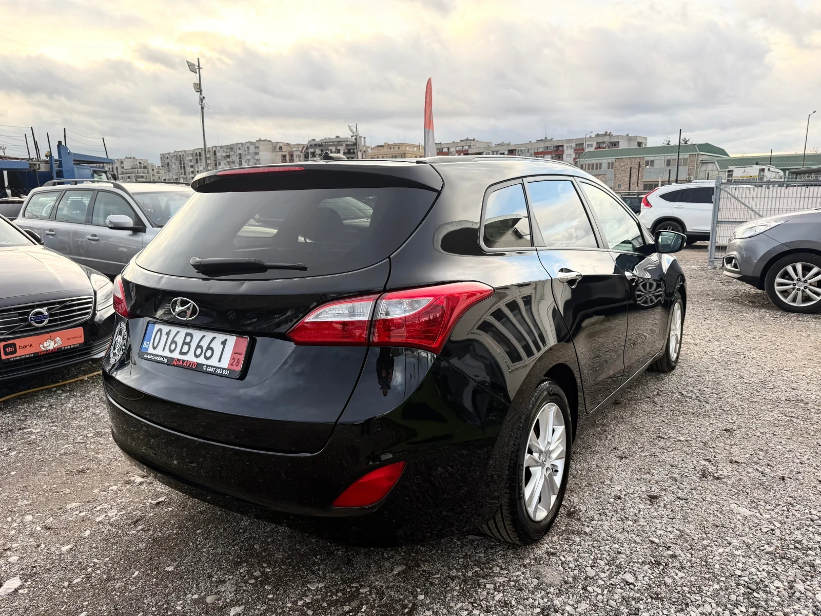 Hyundai I30 1.6CRDI Facelift Швейцария  - изображение 6