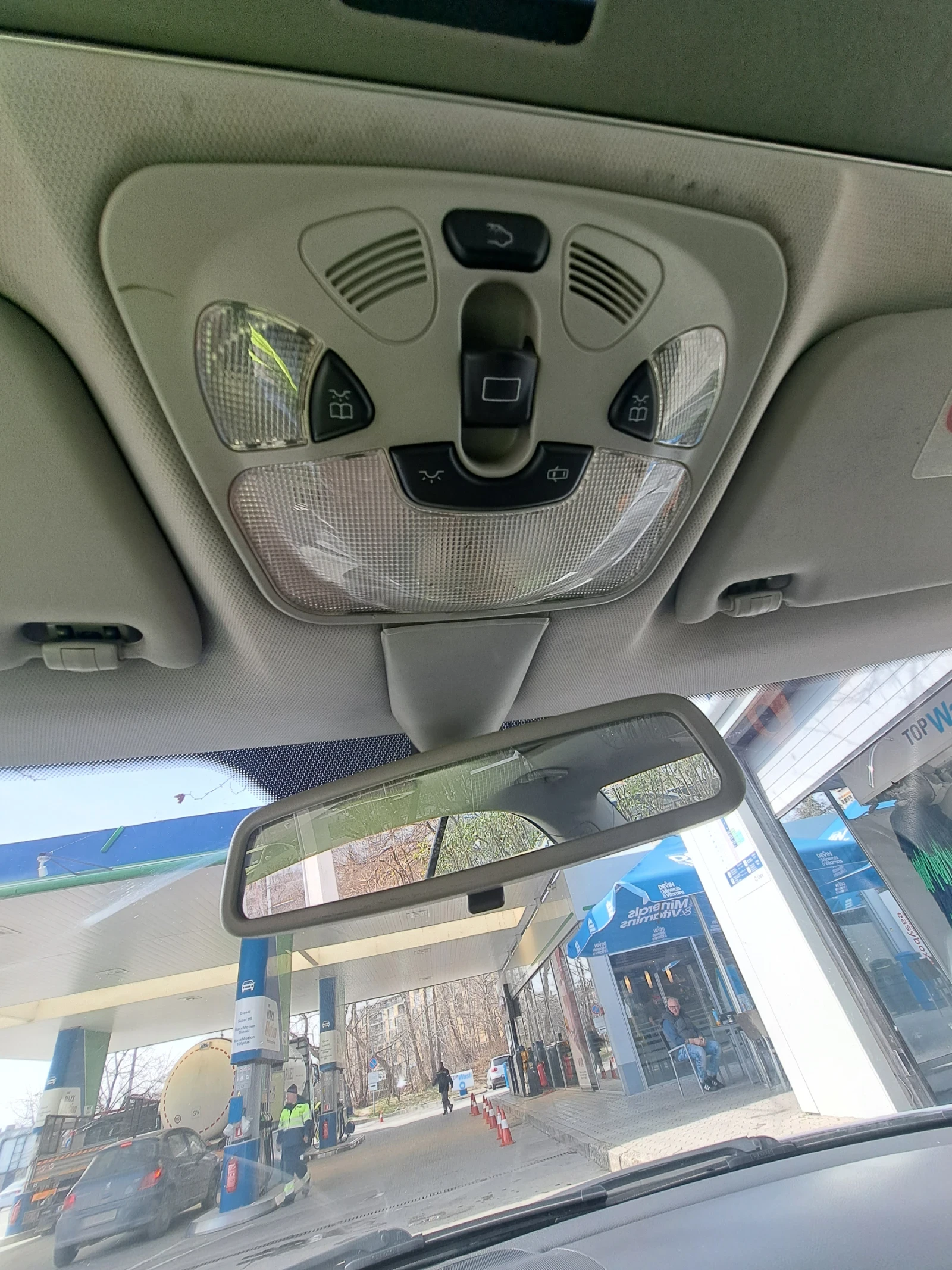 Mercedes-Benz CLK 240, снимка 9 - Автомобили и джипове - 53879998