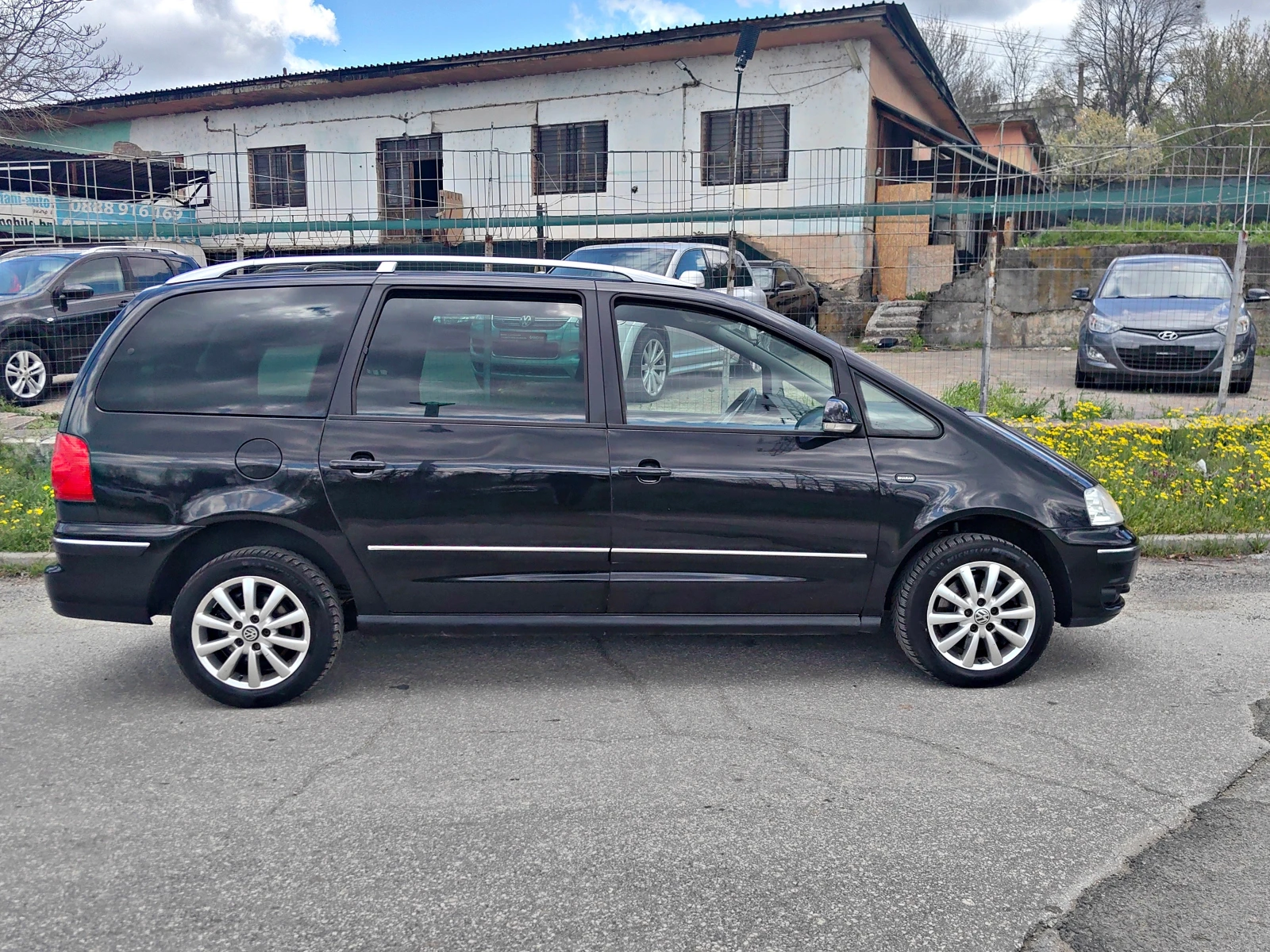 VW Sharan 1.8T!!ШВЕЙЦАРИЯ!!УНИКАТ!!ТОП СЪСТОЯНИЕ!7МЕСТА, снимка 6 - Автомобили и джипове - 54147151