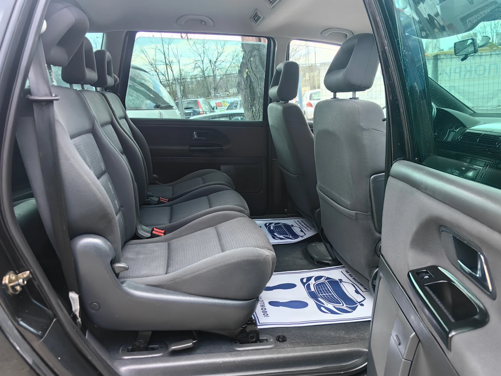 VW Sharan 1.8T!!ШВЕЙЦАРИЯ!!УНИКАТ!!ТОП СЪСТОЯНИЕ!7МЕСТА, снимка 11 - Автомобили и джипове - 54147151