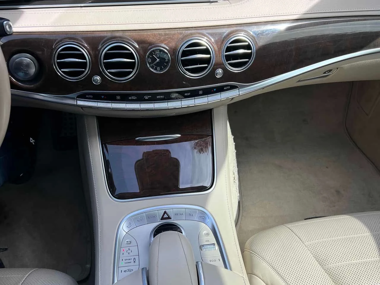 Mercedes-Benz S 550 МАСАЖИ/ОБДУХВАНЕ/ПАНОРАМА/ДИСТРОНИК/360, снимка 12 - Автомобили и джипове - 54235492