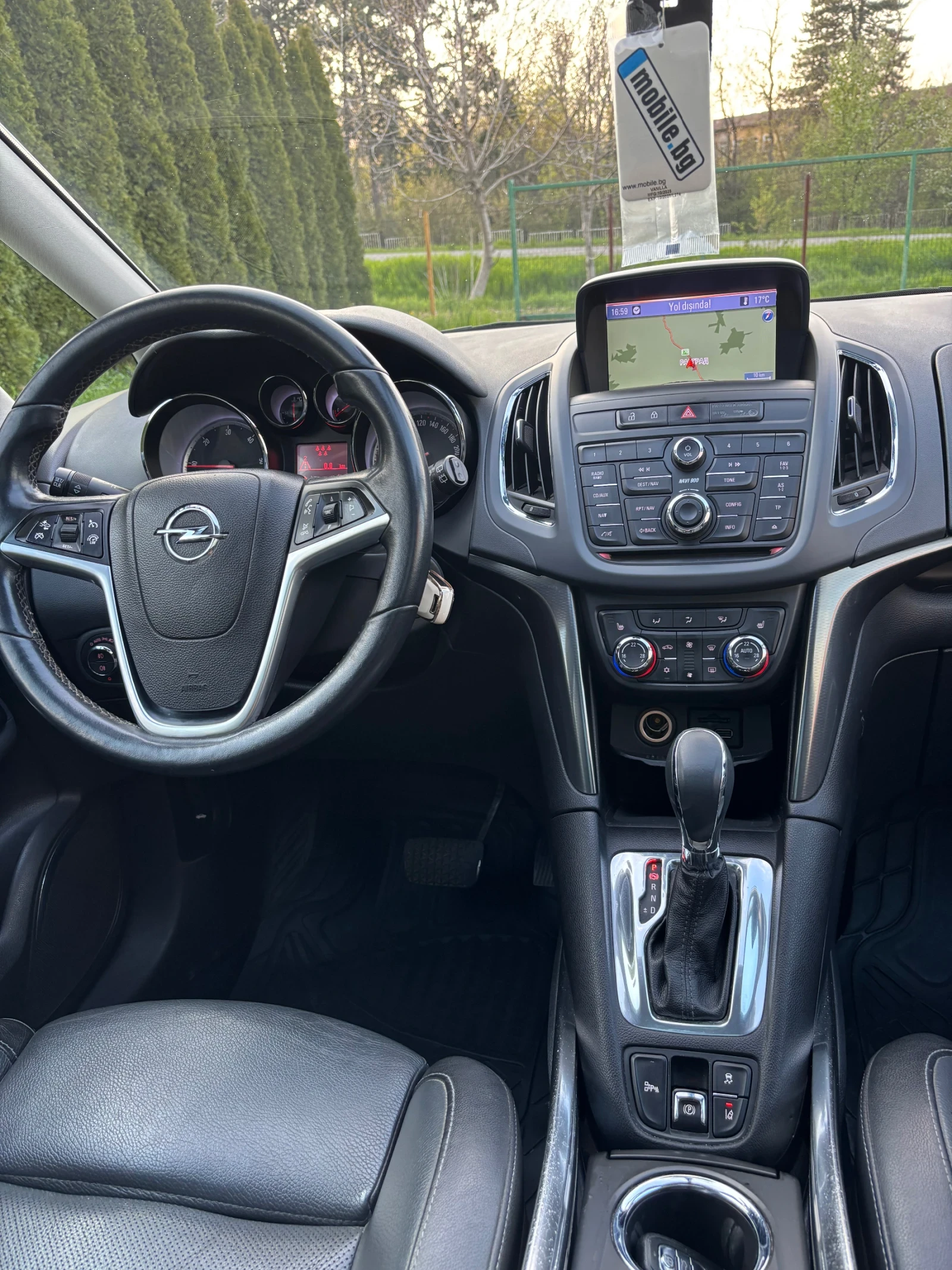 Opel Zafira, снимка 15 - Автомобили и джипове - 54239572