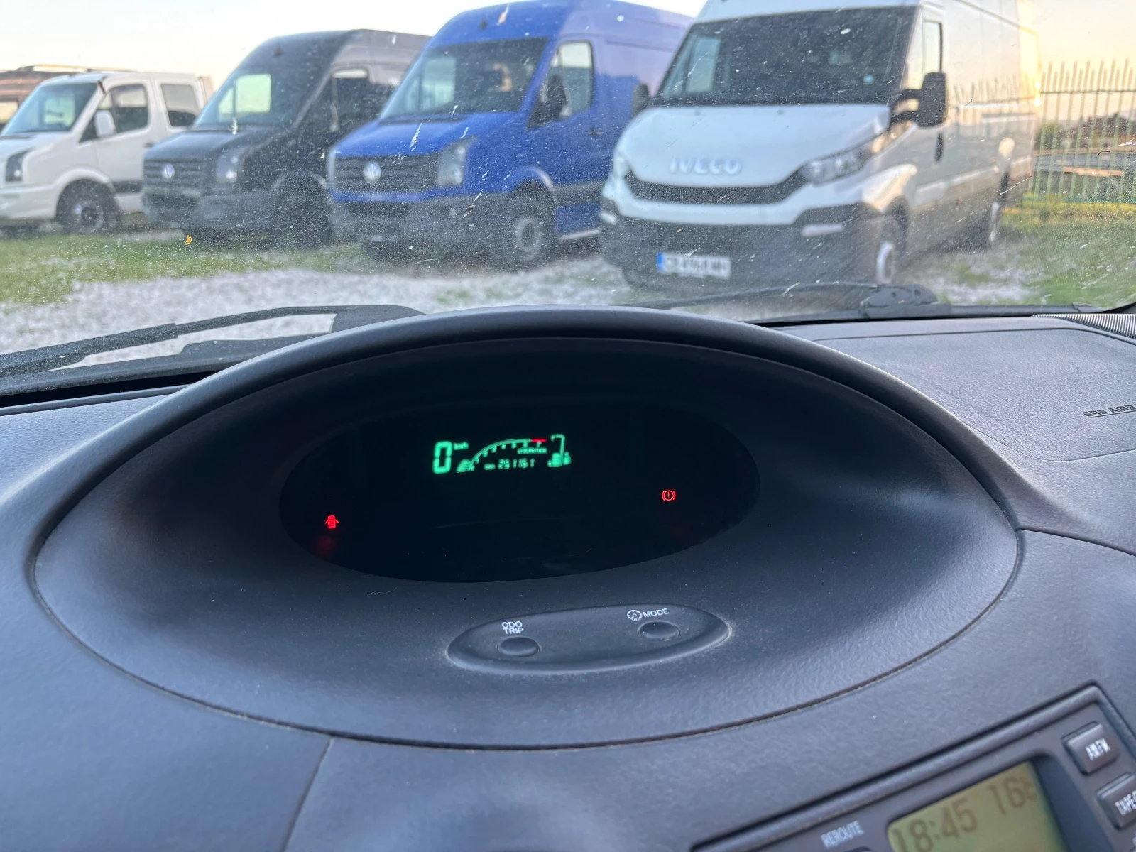 Toyota Yaris 1.3 4 ����� �������� ������������ | Mobile.bg � ����������� 9