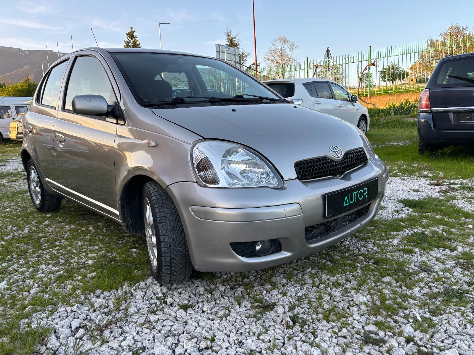 Toyota Yaris 1.3 4 ����� �������� ������������ | Mobile.bg � ����������� 3