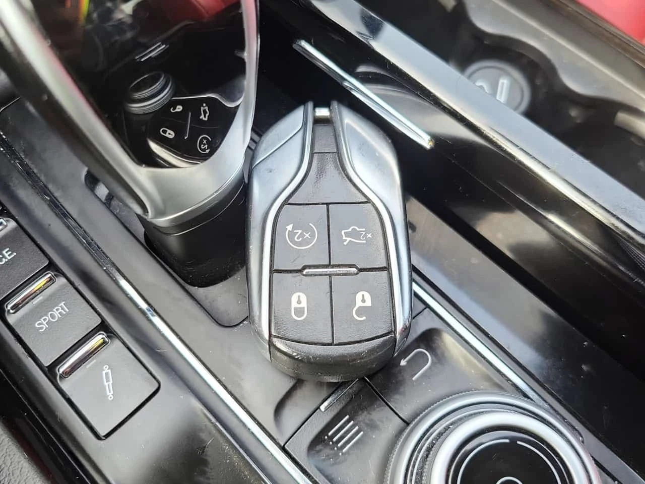 Maserati Ghibli * S Q4 GRANSPORT * CARFAX * , снимка 11 - Автомобили и джипове - 54642662