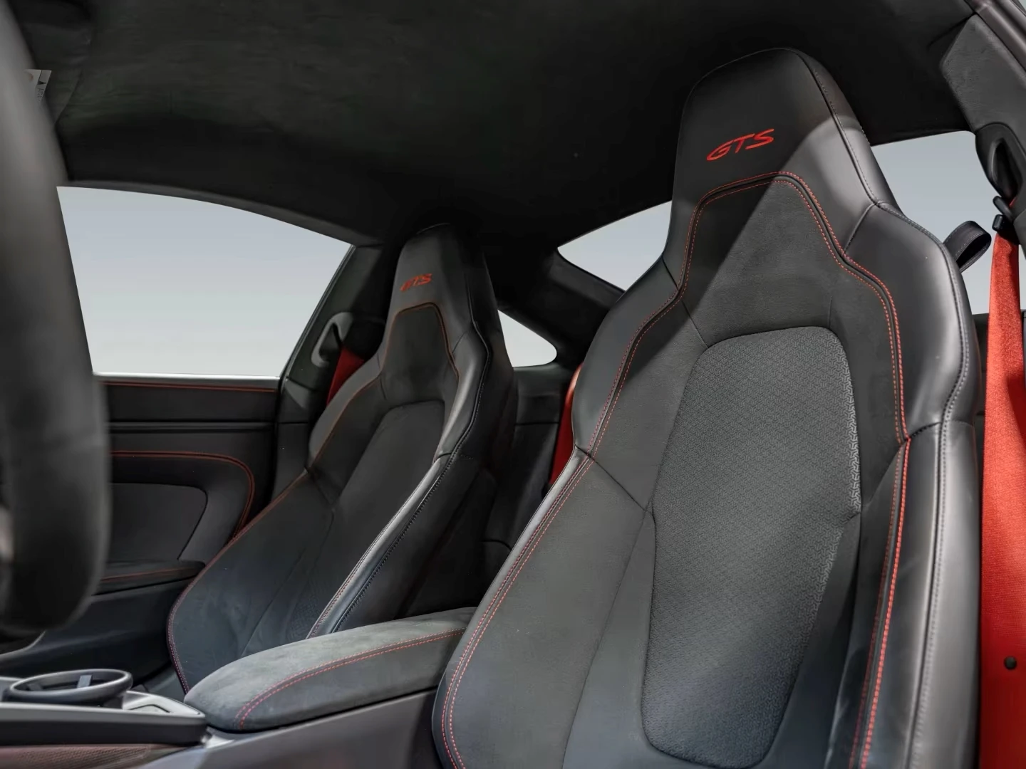 Porsche 911 NEW GTS* AERO PAKET* BURMESTER* INODRIVE* , снимка 8 - Автомобили и джипове - 54643660
