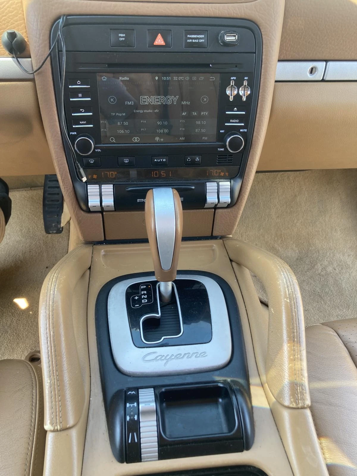 Porsche Cayenne 3.2 Бензин Автоматик, снимка 10 - Автомобили и джипове - 54843786