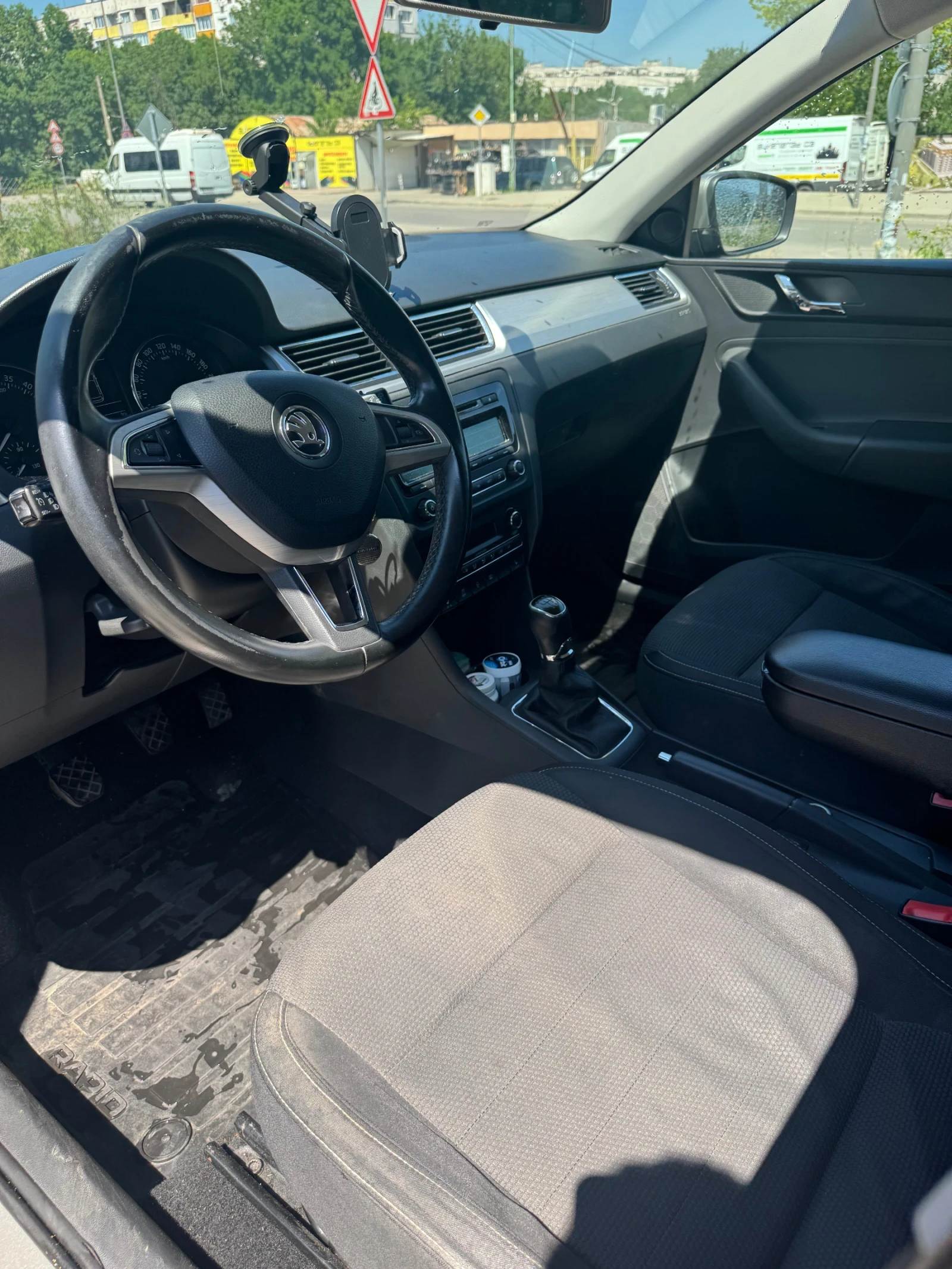 Skoda Rapid Skoda Rapid 1.6TDI Купувана от България , снимка 7 - Автомобили и джипове - 55078186