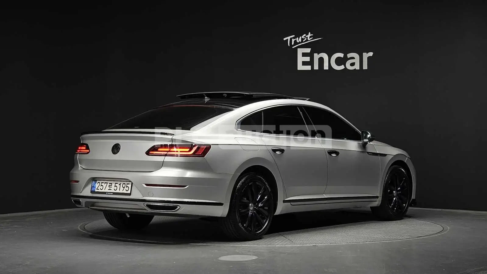 VW Arteon PRESTIGE R-LINE/360/PANORAMA/ПОДГРЕВ/ОБДУХВАНЕ/, снимка 2 - Автомобили и джипове - 55156414