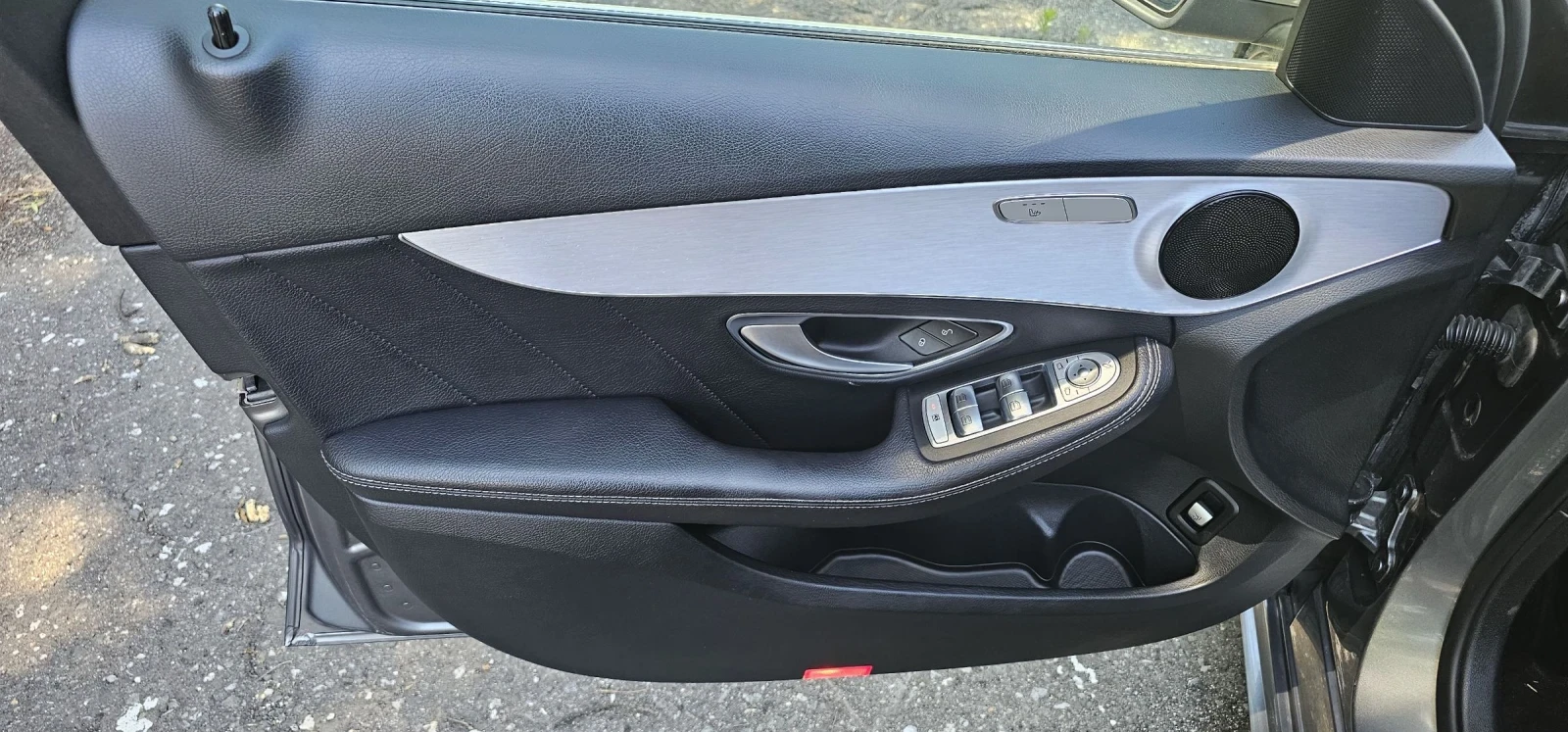 Mercedes-Benz C 220 220CDI AMG AVTOMAT KAMERA MULTIBEAM , снимка 11 - Автомобили и джипове - 55277687