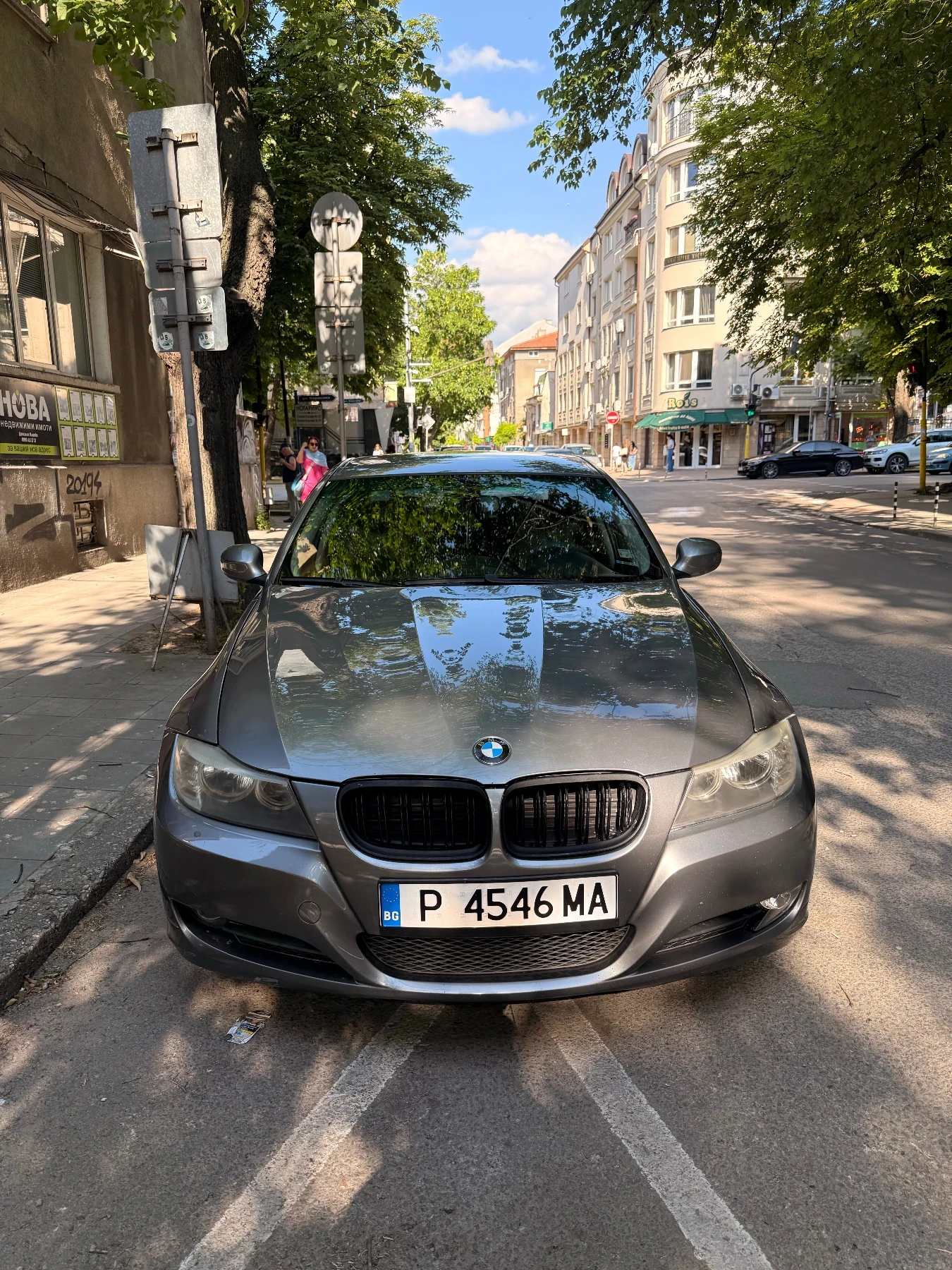 BMW 320 320 i , снимка 11 - Автомобили и джипове - 55605069