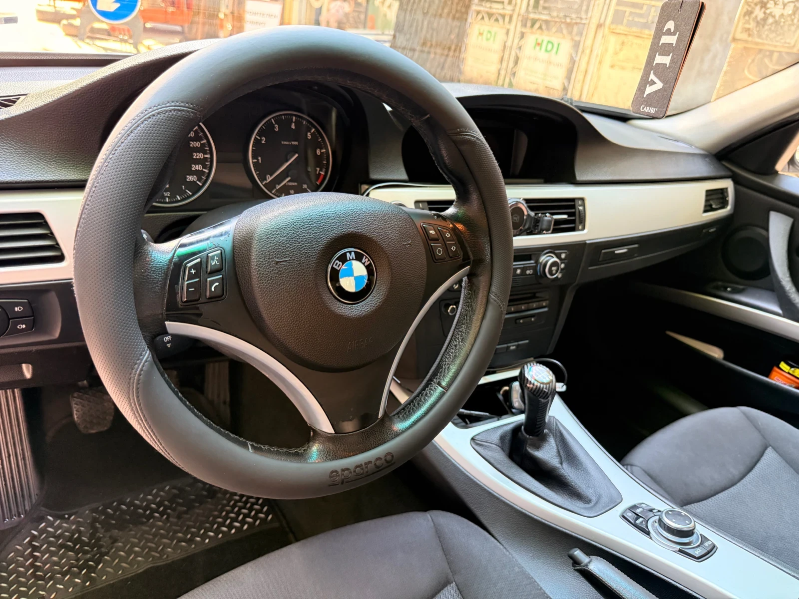 BMW 320 320 i , снимка 3 - Автомобили и джипове - 55605069