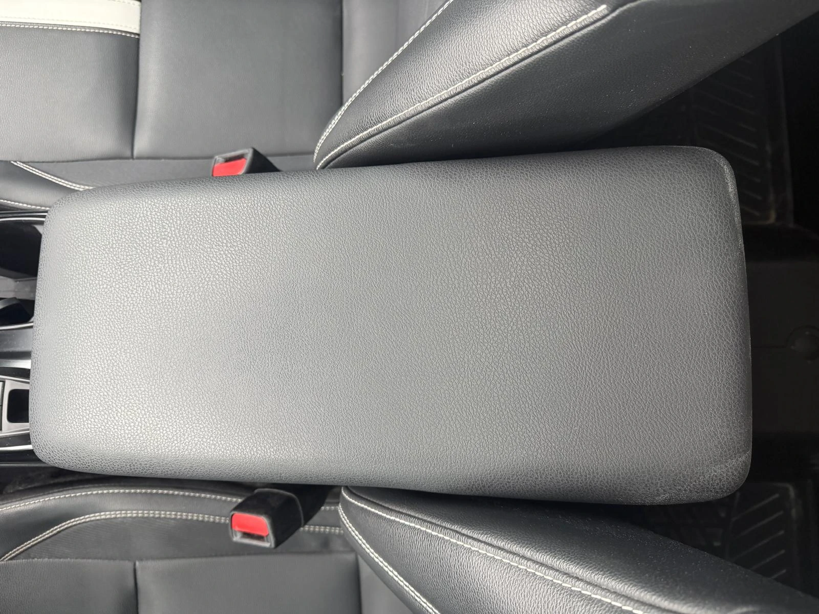 Toyota Camry SE, ПРОГНОЗНА ЦЕНА до БГ, снимка 9 - Автомобили и джипове - 55612229