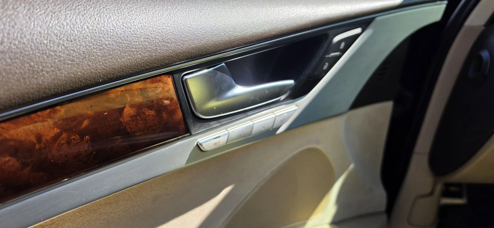 Audi A8 4.2FSI, снимка 13 - Автомобили и джипове - 55911616