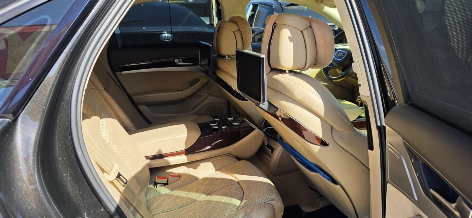 Audi A8 4.2FSI, снимка 10 - Автомобили и джипове - 55911616