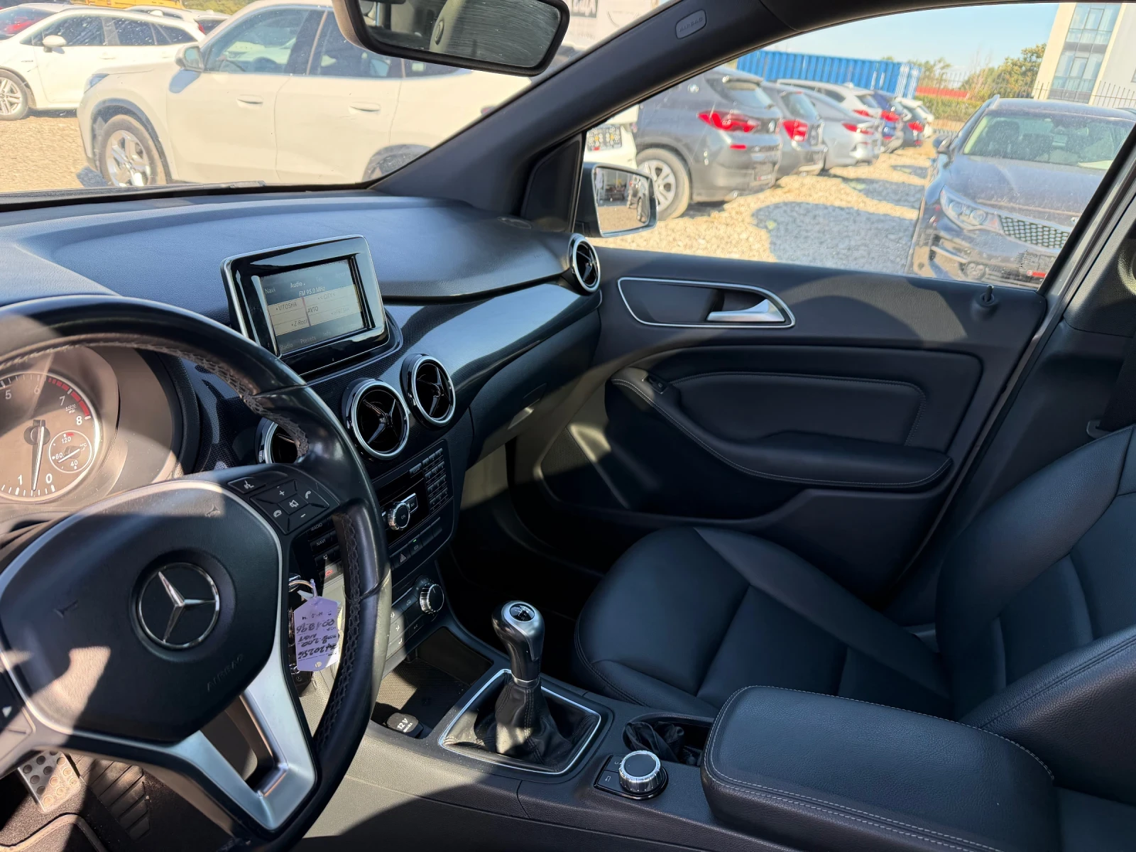 Mercedes-Benz B 200 2.0 CNG, снимка 11 - Автомобили и джипове - 56205388