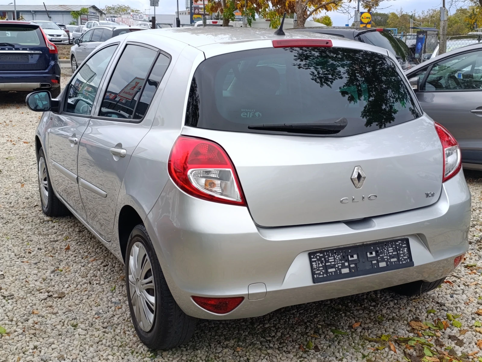 Renault Clio  BENZIN, снимка 6 - Автомобили и джипове - 56504015