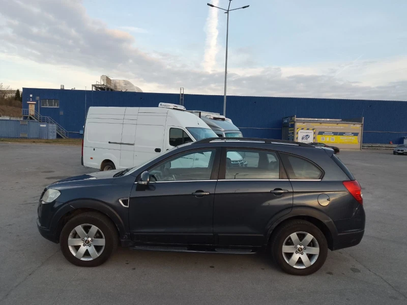 Chevrolet Captiva, снимка 7 - Автомобили и джипове - 47638011