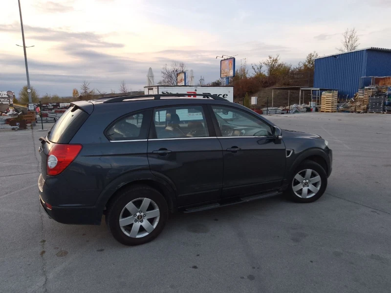 Chevrolet Captiva, снимка 4 - Автомобили и джипове - 47638011