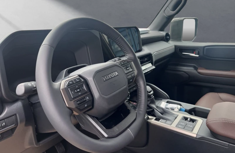 Toyota Land cruiser 2, 8 D Executiv , снимка 9 - Автомобили и джипове - 47409325