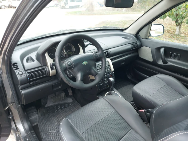 Land Rover Freelander 2.0 TD4 facelift, снимка 9 - Автомобили и джипове - 47821401