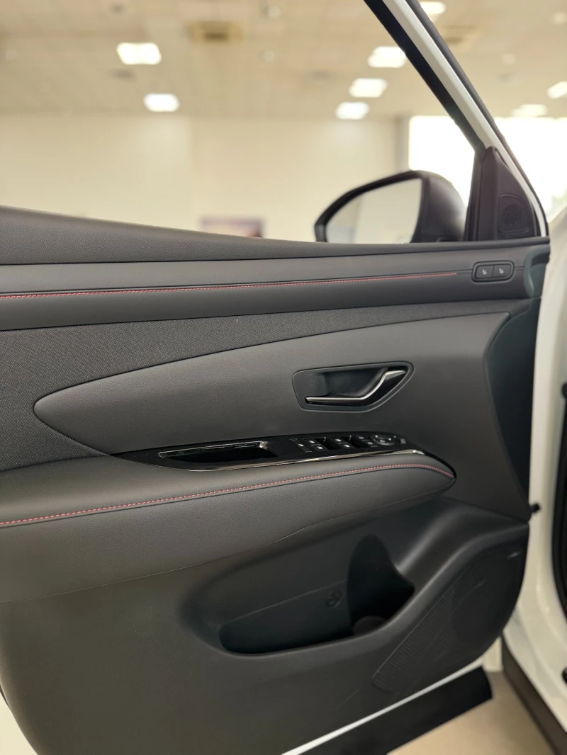 Hyundai Tucson ПРОМО - Luxury N Line 1.6 T-GDI PHEV, снимка 8 - Автомобили и джипове - 51877343