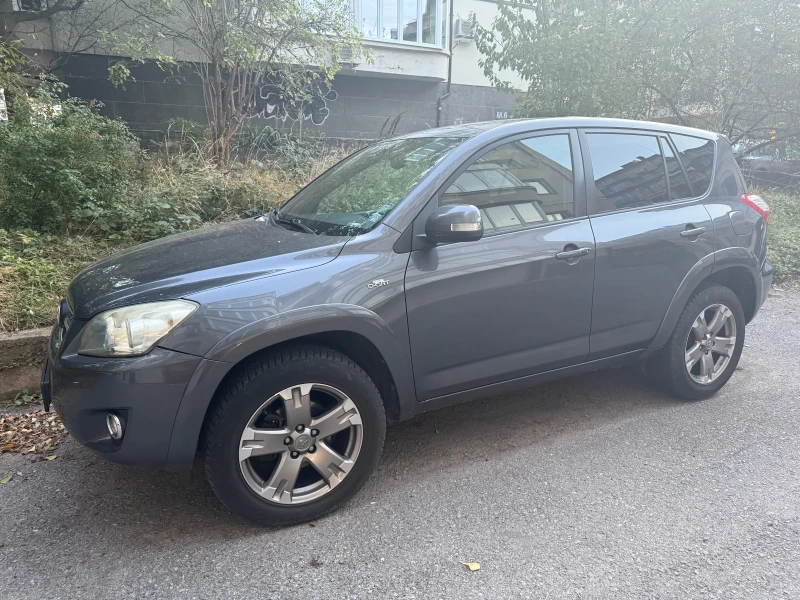Toyota Rav4, снимка 2 - Автомобили и джипове - 52067469