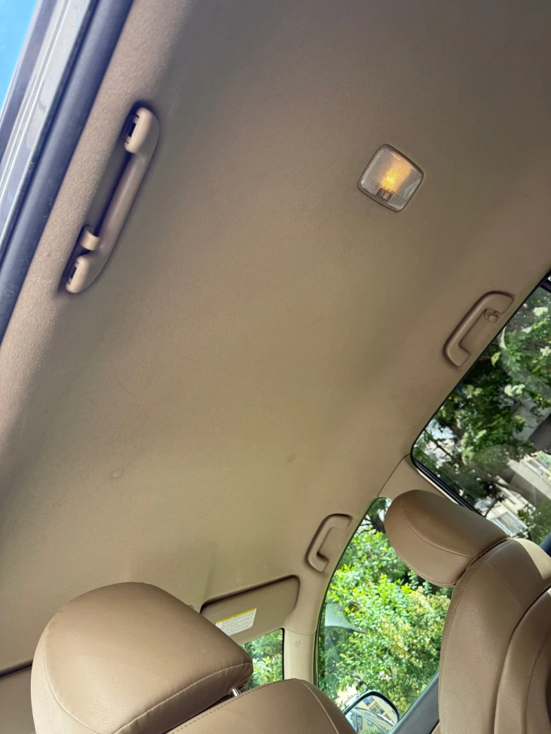 Toyota Rav4, снимка 11 - Автомобили и джипове - 52067469