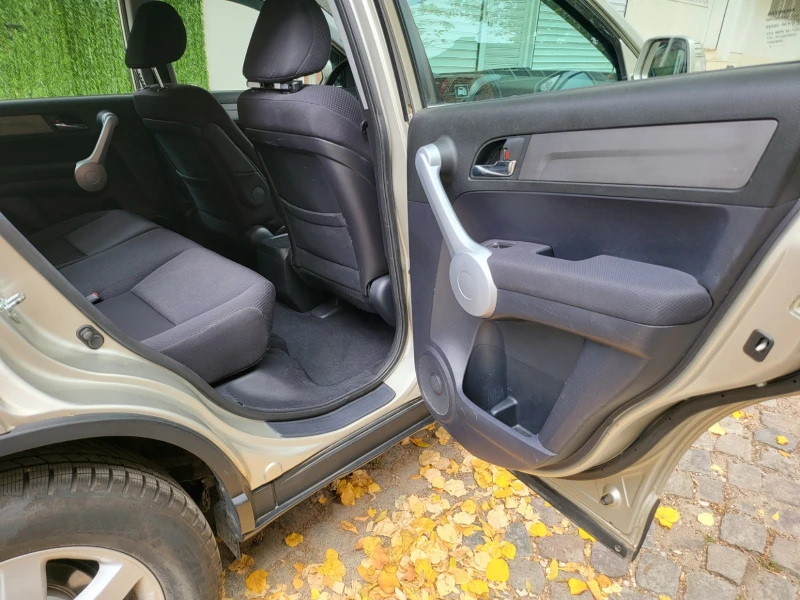 Honda Cr-v 2.0 4x4, снимка 12 - Автомобили и джипове - 52337543