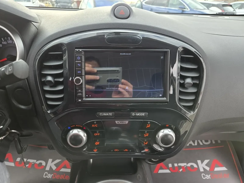 Nissan Juke 1.5DCI-110кс= 6СК= НАВИ= КЛИМАТРОНИК= АВТОПИЛОТ, снимка 16 - Автомобили и джипове - 52776699