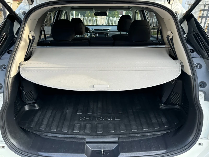 Nissan X-trail 1.6DCi-НАВИ-АВТОМАТ-PANO-LED-360-PDC-EURO6B-7места, снимка 13 - Автомобили и джипове - 52819148