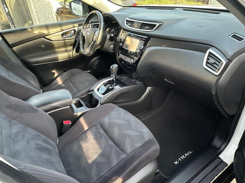 Nissan X-trail 1.6DCi-НАВИ-АВТОМАТ-PANO-LED-360-PDC-EURO6B-7места, снимка 9 - Автомобили и джипове - 52819148