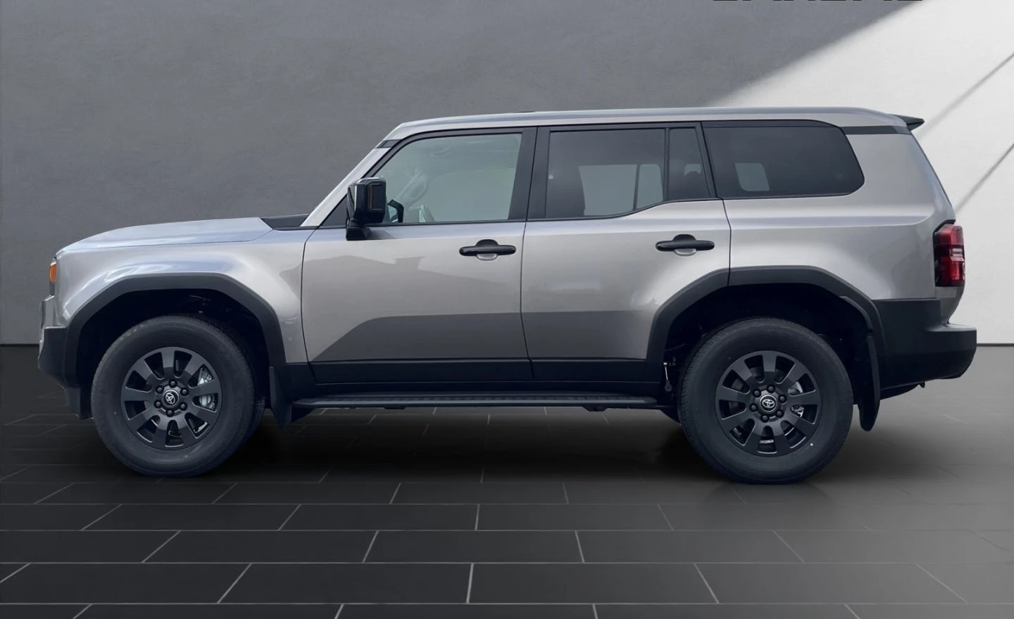 Toyota Land cruiser 2, 8 D Executiv  - изображение 2