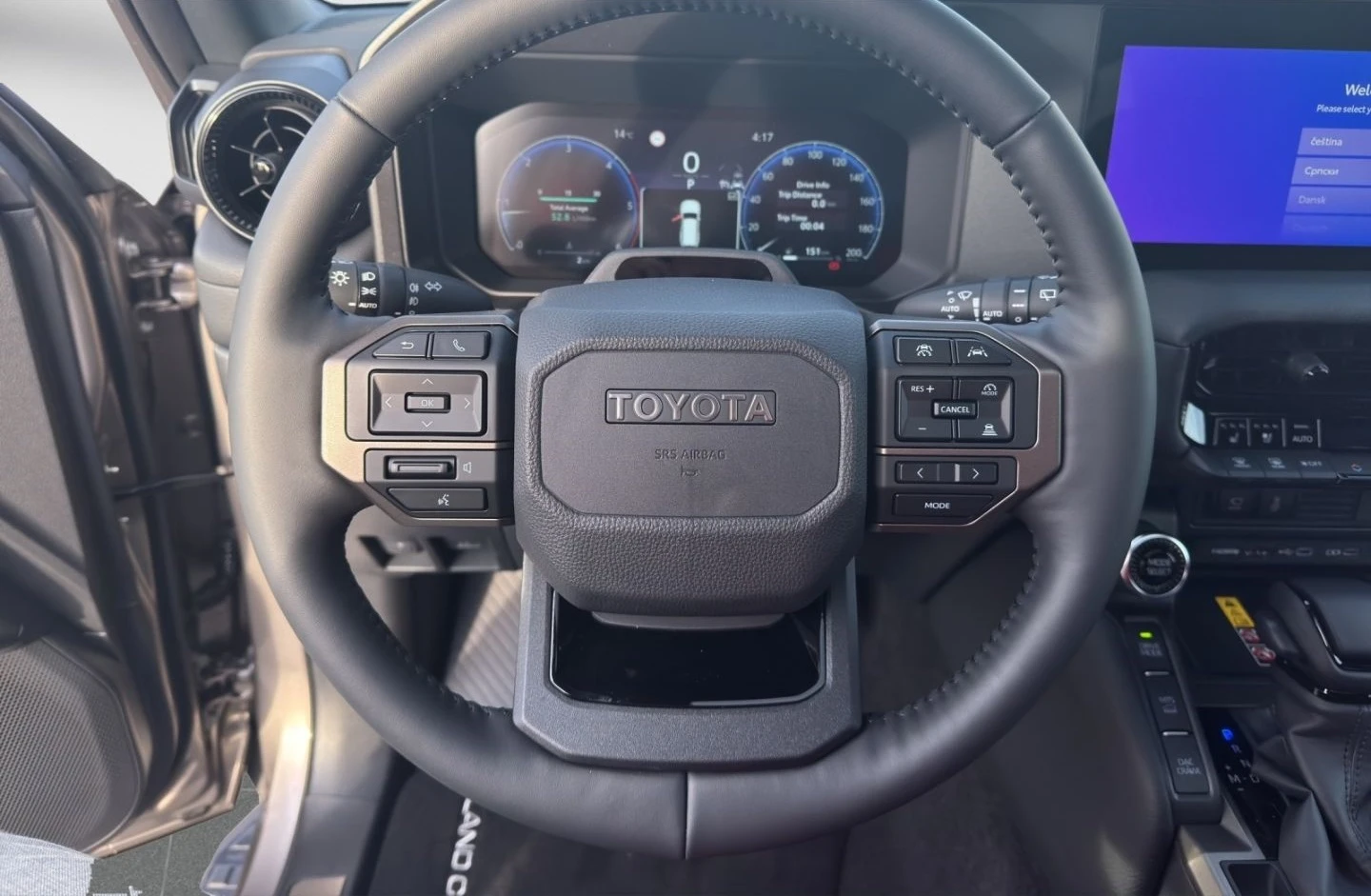 Toyota Land cruiser 2, 8 D Executiv  | Mobile.bg   13