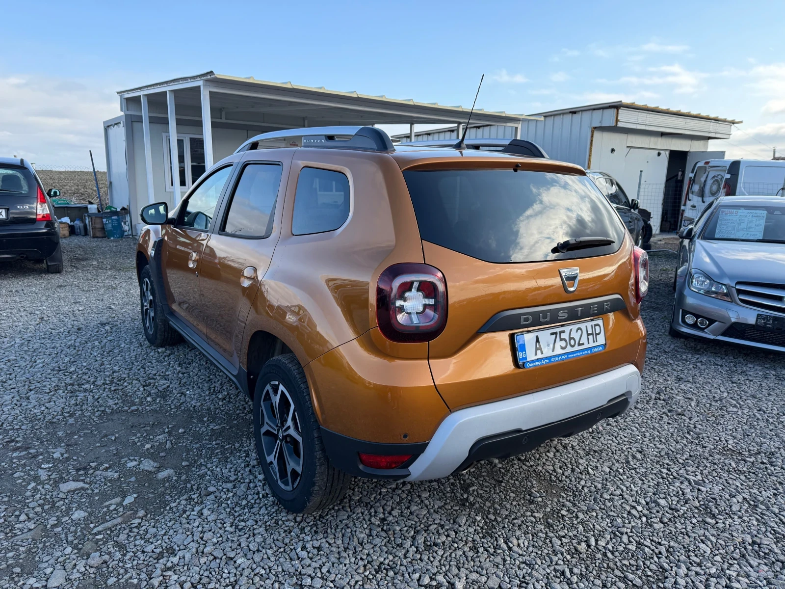 Dacia Duster 1.6i Газ-Бензин - изображение 6