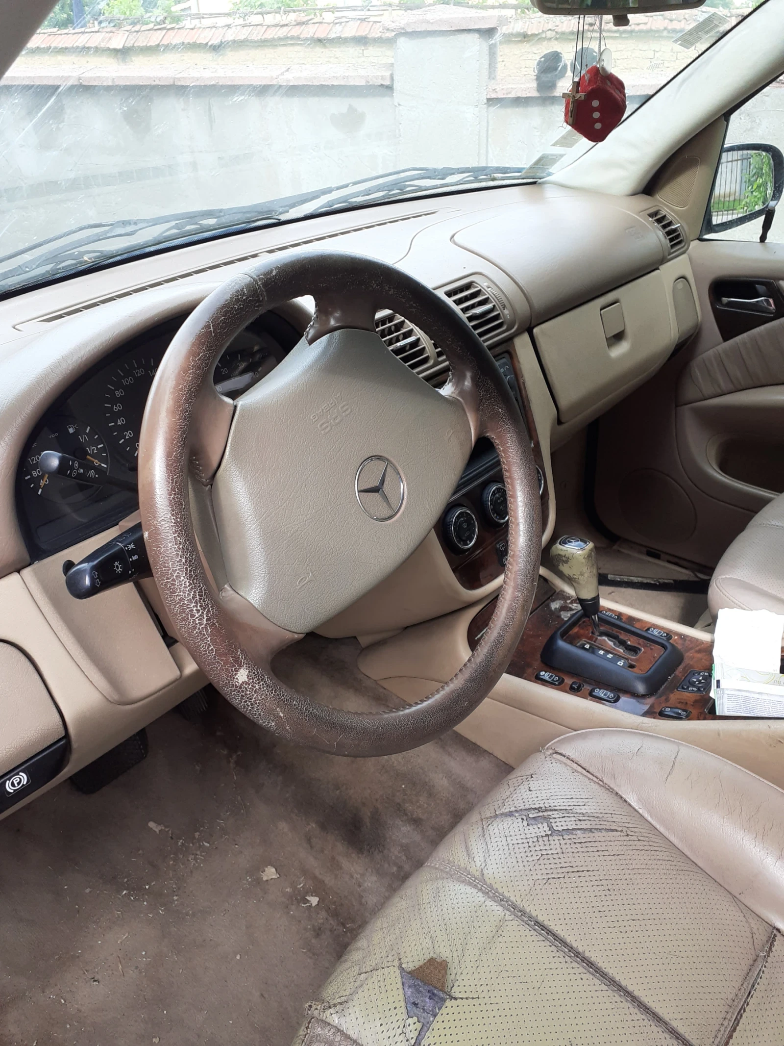 Mercedes-Benz ML 270  - изображение 5