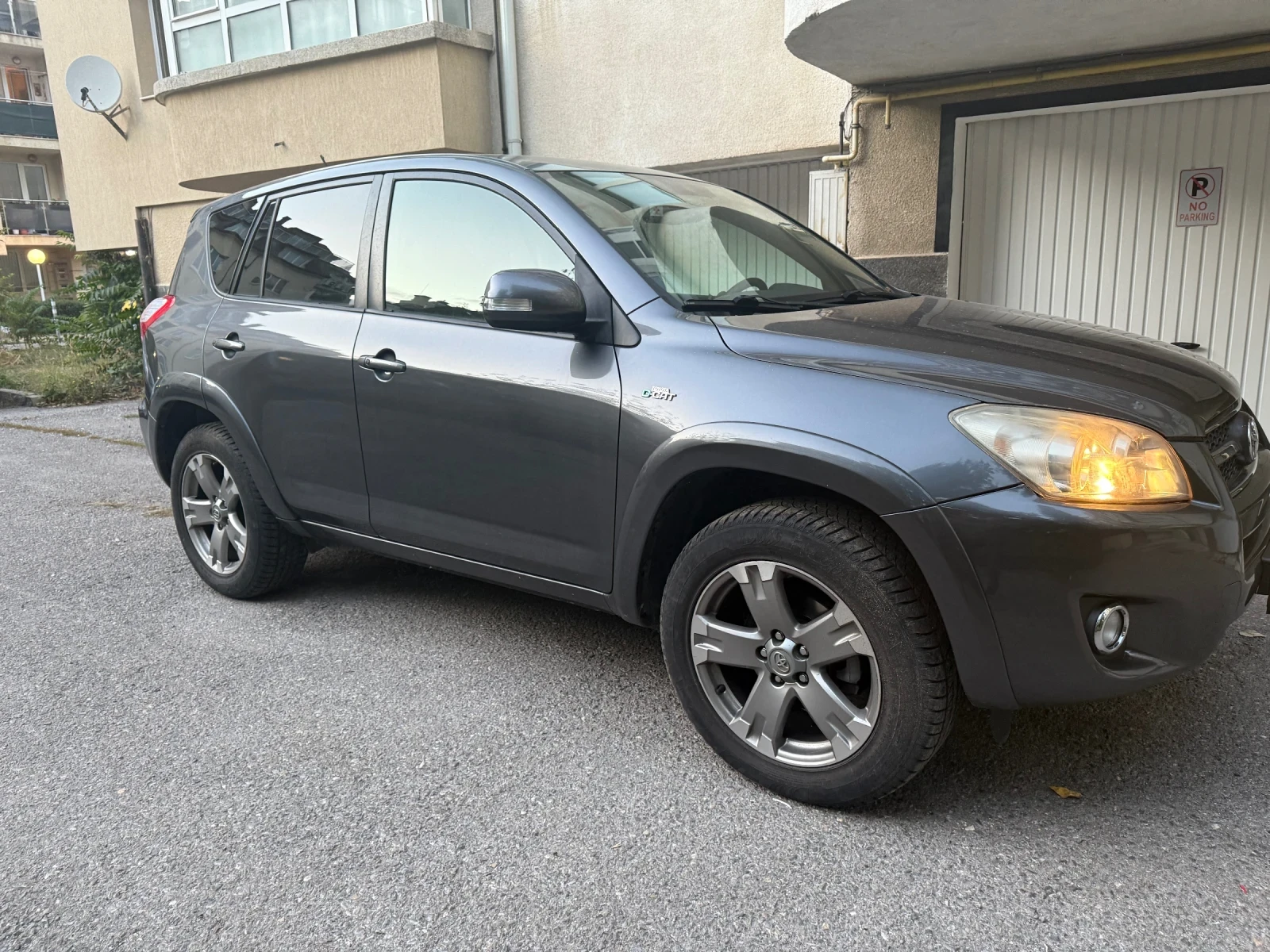 Toyota Rav4  - изображение 4