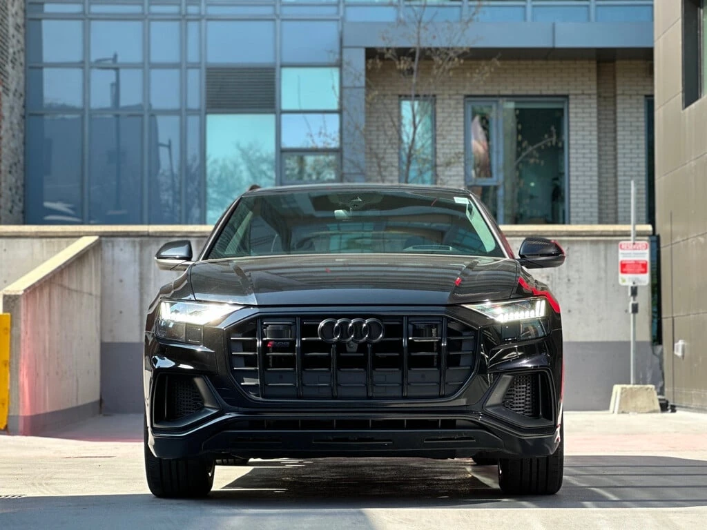 Audi SQ8 * 4.0T MASSAGE SEATS| BLACK OPTICS| SPORT EXHAUST| - изображение 3