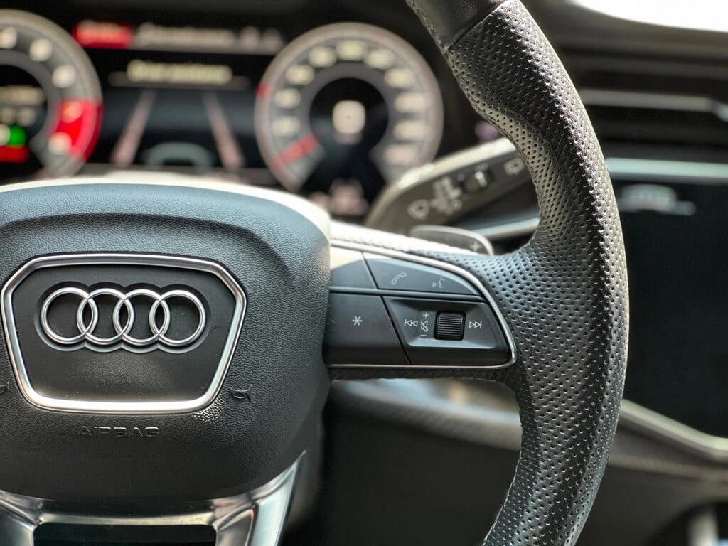 Audi SQ8 * 4.0T MASSAGE SEATS| BLACK OPTICS| SPORT EXHAUST| | Mobile.bg   11