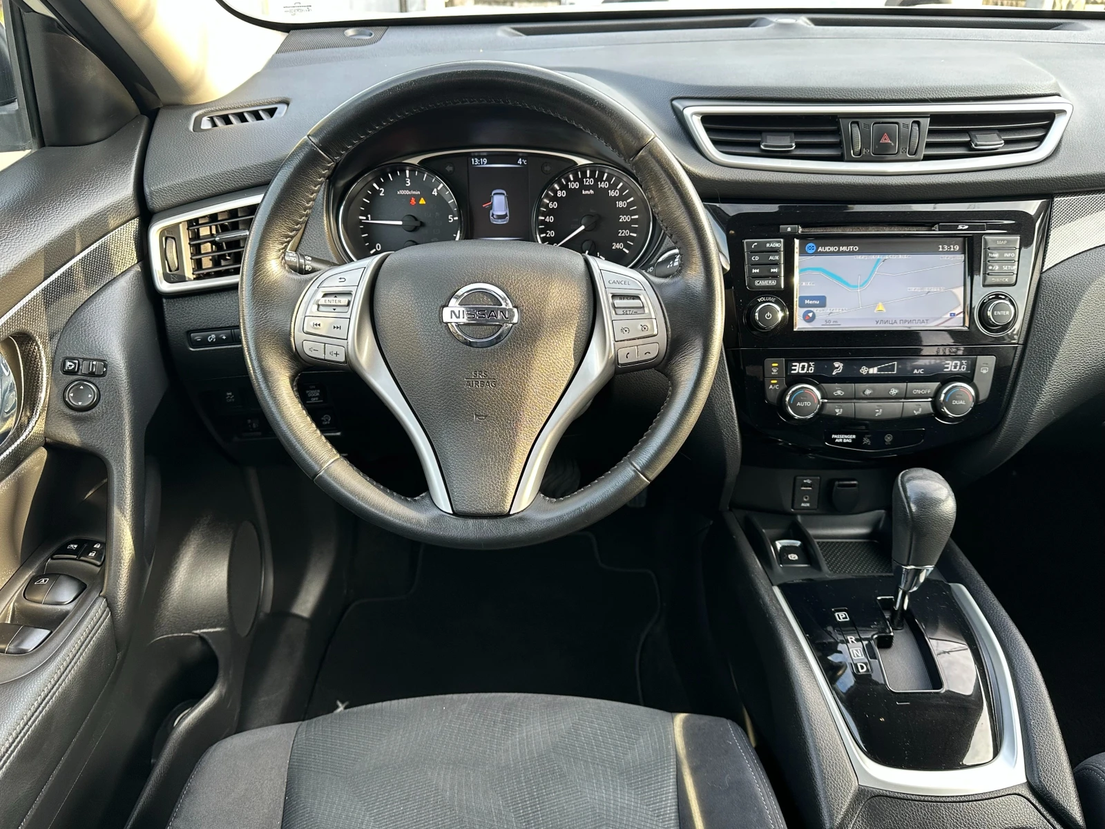 Nissan X-trail 1.6DCi-����-�������-PANO-LED-360-PDC-EURO6B-7����� | Mobile.bg � ����������� 7