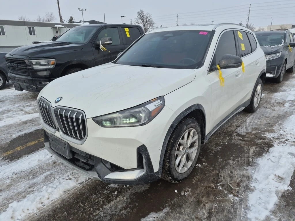 BMW X1 * xDrive * PANORAMA * HUD * HARMAN KARDON * 360 *  | Mobile.bg � ����������� 1