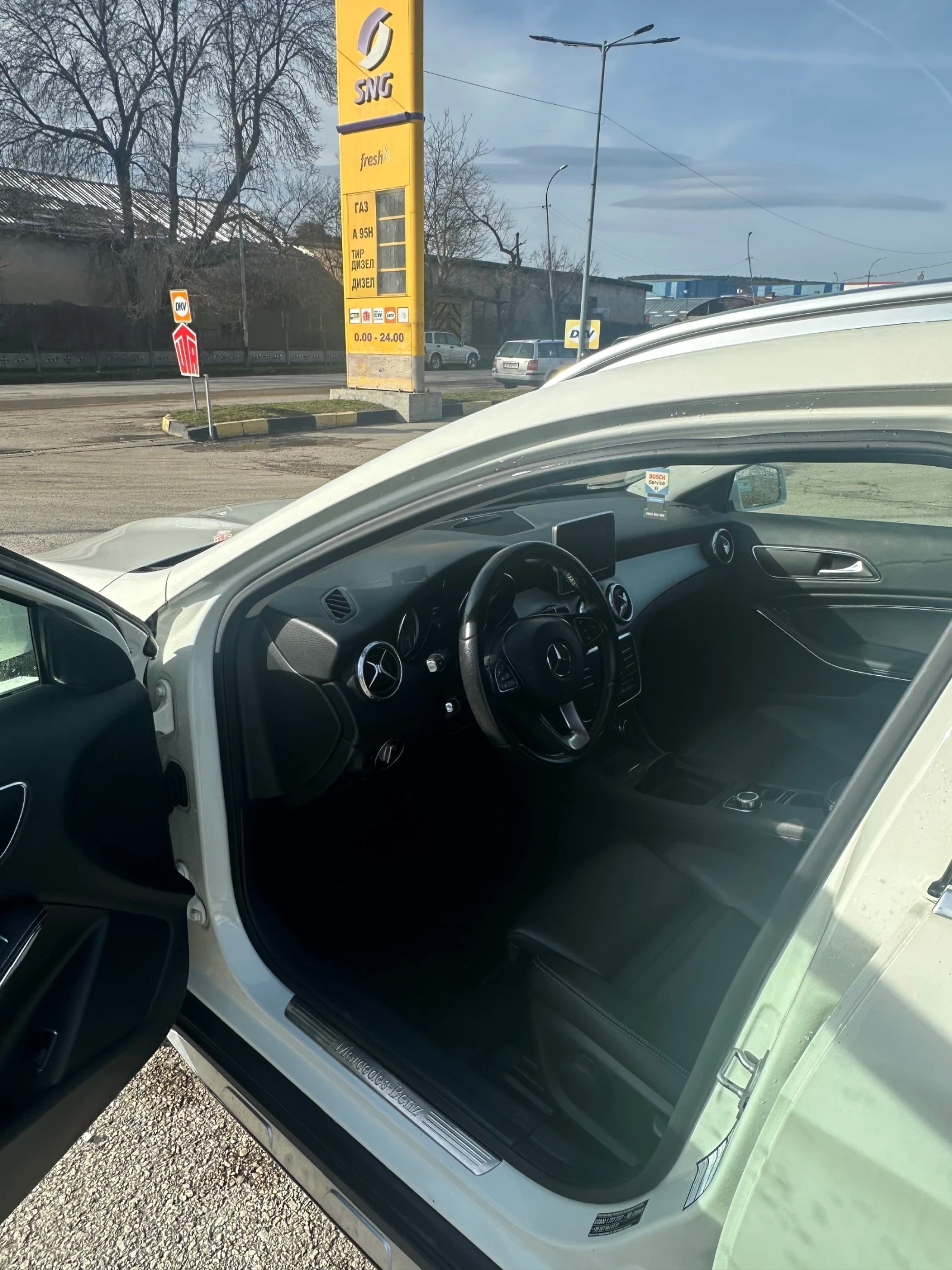 Mercedes-Benz GLA 200 2.2 CDI Activity Edition , снимка 5 - Автомобили и джипове - 53819144